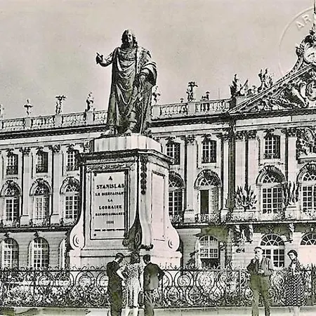 De L'academie Place Stanislas, Centre , Gare Et Congres 2*