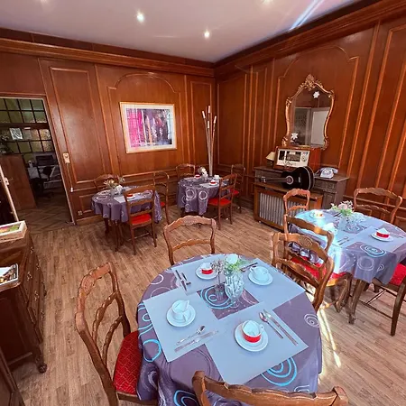 De L'academie Place Stanislas, Centre , Gare Et Congres Hotel 2*