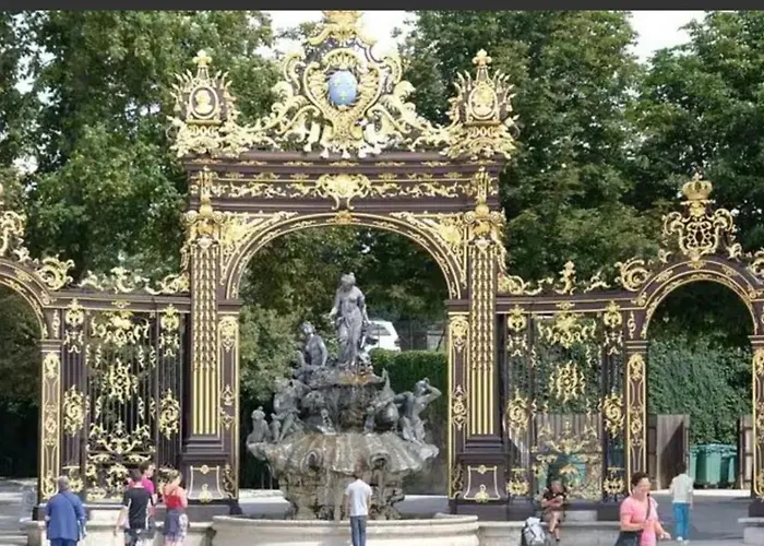 De L'academie Place Stanislas, Centre , Gare Et Congres Hotel Nancy