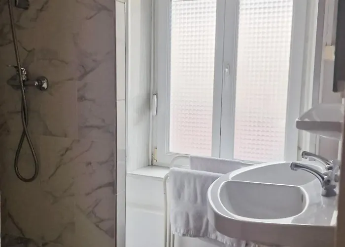 De L'academie Place Stanislas, Centre , Gare Et Congres 2* Nancy