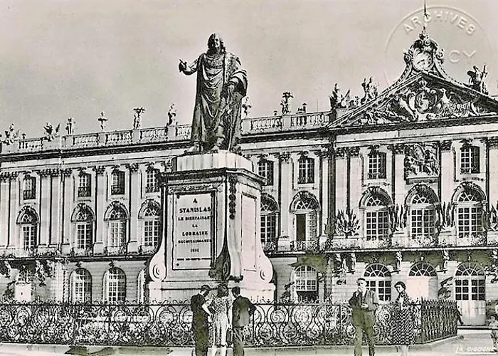 De L'academie Place Stanislas, Centre , Gare Et Congres 2*