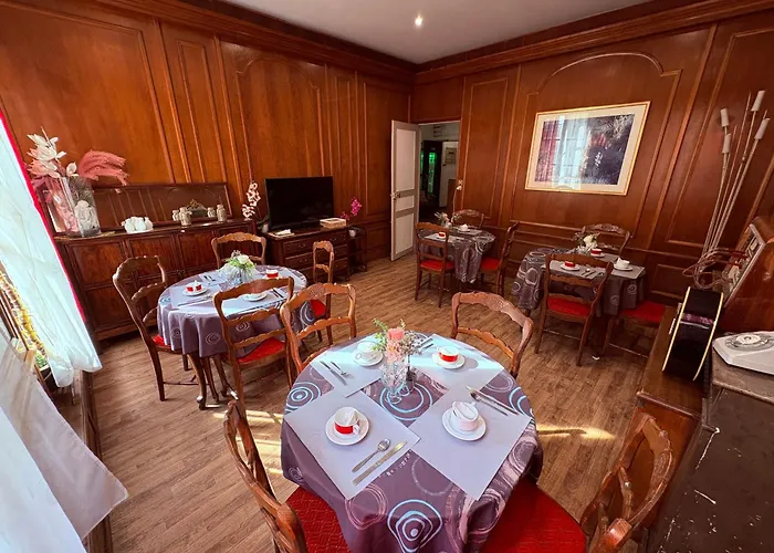 De L'academie Place Stanislas, Centre , Gare Et Congres Hotel