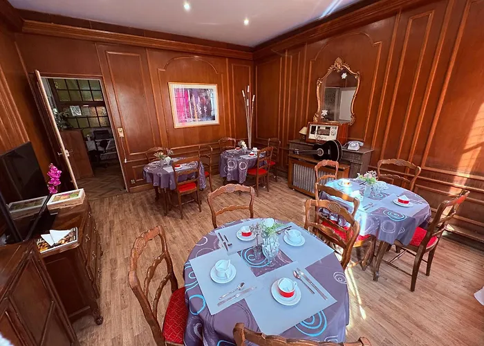 De L'academie Place Stanislas, Centre , Gare Et Congres Hotel 2*