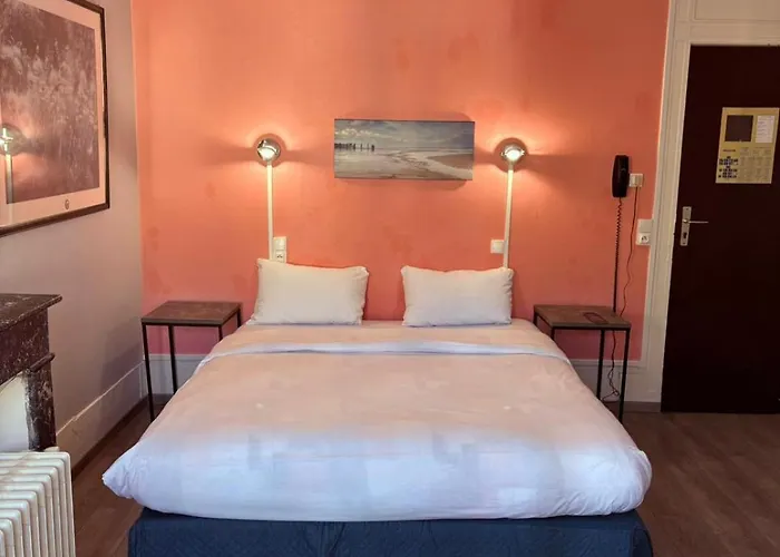 De L'academie Place Stanislas, Centre , Gare Et Congres Hotel