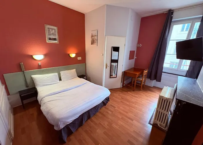 De L'academie Place Stanislas, Centre , Gare Et Congres Hotel